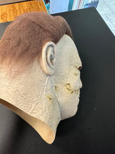 Load image into Gallery viewer, TRICK OR TREAT STUDIOS ROB ZOMBIE HALLOWEEN MICHAEL MYERS MASK