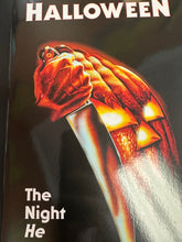 Load image into Gallery viewer, HALLOWEEN (1978) - DR.LOOMIS 1:6 SCALE FIGURE