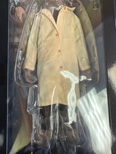Load image into Gallery viewer, HALLOWEEN (1978) - DR.LOOMIS 1:6 SCALE FIGURE