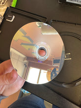 Load image into Gallery viewer, XBOX ONE CALL OF DUTY MODERN WARFARE REMASTERD PREOWNED GAME BROKEN CASE