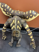 Load image into Gallery viewer, GREMLINS - EVIL GREMLIN PUPPET PROP