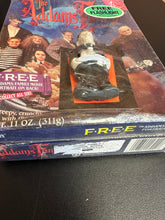 Load image into Gallery viewer, Ralston The Addams Family Cereal Sealed with Lurch Flashlight