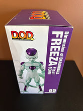 Load image into Gallery viewer, KO MegaHouse 2015 D.O.D. Dimensions of Dragonball Final Form Freeza Preowned