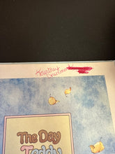 Load image into Gallery viewer, Fisher Price Happy House The Day Teddy Beddy Bear Got Lost Read Details