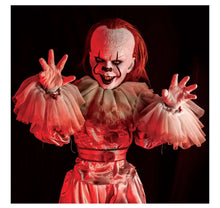 Load image into Gallery viewer, IT - PENNYWISE PREMIUM SCALE DOLL