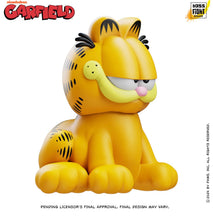 Load image into Gallery viewer, Boss Fight Studios Garfield 1:1 Scale Gigantic Figure Displayed