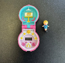 Load image into Gallery viewer, Bluebird 1994 Polly Pocket Watch Face Nonworking