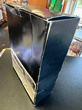 Load image into Gallery viewer, Play Arts Final Fantasy XV Noctis Ultimate Collector’s Edition Action Figure Box Dmg