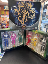 Load image into Gallery viewer, THREEZERO Power Rangers 6 Figure Set with 4 Autographs