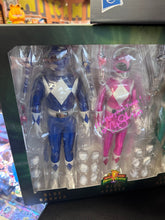 Load image into Gallery viewer, THREEZERO Power Rangers 6 Figure Set with 4 Autographs