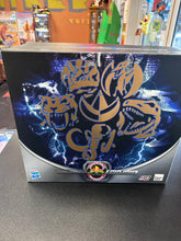 Load image into Gallery viewer, THREEZERO Power Rangers 6 Figure Set with 4 Autographs
