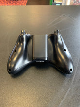 Load image into Gallery viewer, XBOX 360 S Console 4GB MODEL 1439 with Controller & KINECT Preowned