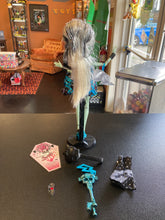 Load image into Gallery viewer, MATTEL Monster High 2011 Sweet 1600 Frankie Stein Doll PREOWNED