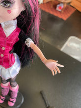 Load image into Gallery viewer, MATTEL Monster High Gloom Beach Draculaura Doll with Different Outfit
