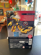 Load image into Gallery viewer, TRANSFORMERS Takara Tomy Studio Series Bumblebee