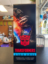 Load image into Gallery viewer, TRANSFORMERS Takara Tomy Studio Series Leader Class Scourge