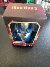 Load image into Gallery viewer, Hot Toys Marvel Iron Man 3 1/6th Scale Collectible Light Up Mini-Bust Preowned