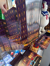 Load image into Gallery viewer, Matty Collector Ghostbusters Gozer The Destroyer HUGE Stay Puft Diorama PREOWNED