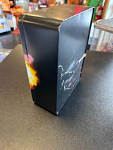 Load image into Gallery viewer, XBOX 360 Call of Duty World at War Flask & Game in Tin PREOWNED READ DETAILS