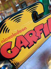 Load image into Gallery viewer, NICKELODEON Garfield With Pooky and Lasagna Tray Action Figure