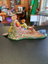 Load image into Gallery viewer, ENESCO Disney Traditions Winnie the Pooh & Friends Statue