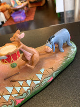 Load image into Gallery viewer, ENESCO Disney Traditions Winnie the Pooh & Friends Statue