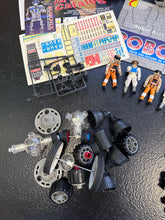 Load image into Gallery viewer, Robotix Construction System Parts & Pieces 4000/Mars Crusier PREOWNED UNTESTED