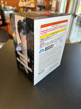 Load image into Gallery viewer, Bandai Namco Chainsaw Man Figures - Vibration Stars - Aki Hayakawa (The Movie: Reze Arc)