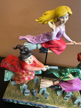 Load image into Gallery viewer, Hocus Pocus- Sanderson Sisters Flying Figurine - Disney Traditions - Disney (Enesco)