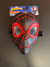 Load image into Gallery viewer, Hasbro Marvel Spider-Man Miles Morales Hero Mask (Kid’s)