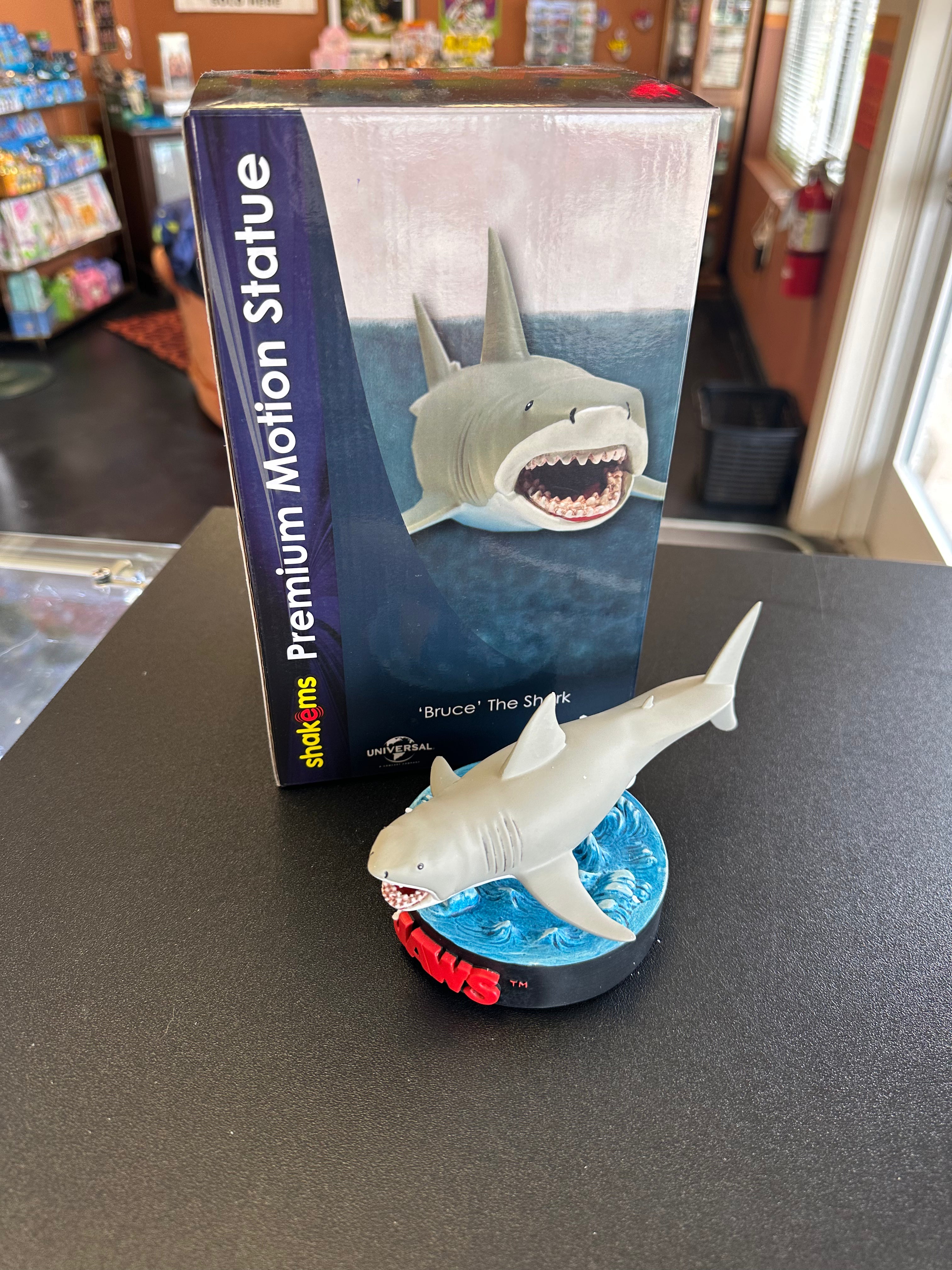 Factory Entertainment Shakems Jaws Premium Motion Statue Bruce the