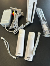 Load image into Gallery viewer, Nintendo Wii RVL-001(USA) White with 2 controllers Preowned