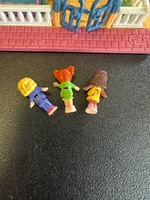 Load image into Gallery viewer, Bluebird Toys Polly Pocket 1994 Hotel Villa Incomplete