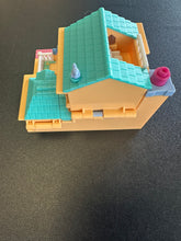 Load image into Gallery viewer, Bluebird Toys Polly Pocket 1994 Hotel Villa Incomplete