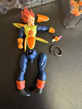 Load image into Gallery viewer, Third Party Dragonball Z Vegeta SDCC 2014 Knock Off Pieces Preowned READ