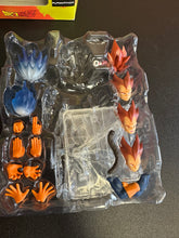 Load image into Gallery viewer, Third Party Dragonball Z Vegeta SDCC 2014 Knock Off Pieces Preowned READ