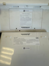 Load image into Gallery viewer, Nintendo WiiU WUP-101(02) Basic Set 8GB White with Gamepad Preowned
