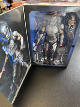 Load image into Gallery viewer, NECA ULTIMATE FUGITIVE PREDATOR FIGURE PREOWNED INCOMPLETE