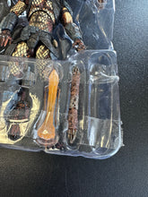Load image into Gallery viewer, NECA ULTIMATE CITY HUNTER PREDATOR 2 FIGURE PREOWNED INCOMPLETE