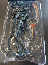 Load image into Gallery viewer, NECA ALIENS ULTIMATE EDITION BLUE FIGURE PREOWNED INCOMPLETE BROKEN ARM