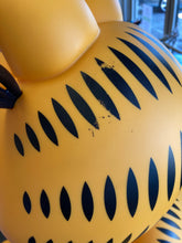 Load image into Gallery viewer, Boss Fight Studios Garfield 1:1 Scale Gigantic Figure Displayed