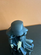 Load image into Gallery viewer, Gentle Giant Star Wars Animated Emperor Palpatine Statue BROKEN FINGER PREOWNED