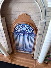 Load image into Gallery viewer, Knickerbocker 1982 The World of Annie Mansion Preowned House with Dolls READ DETAILS