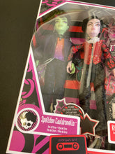 Load image into Gallery viewer, MATTEL MONSTER HIGH Spelldon Cauldronello and Kieran Valentine 2 Pack