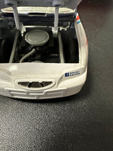 Load image into Gallery viewer, RACING CHAMPIONS #6 MARK MARTIN VALVOLINE 1:24 SCALE CAR BANK