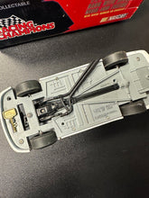 Load image into Gallery viewer, RACING CHAMPIONS #6 MARK MARTIN VALVOLINE 1:24 SCALE CAR BANK