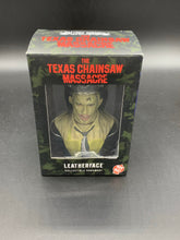 Load image into Gallery viewer, HOLIDAY HORRORS - TEXAS CHAINSAW MASSACRE LEATHERFACE ORNAMENT