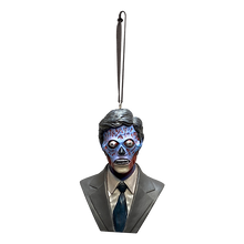Load image into Gallery viewer, HOLIDAY HORRORS - THEY LIVE ALIEN ORNAMENT