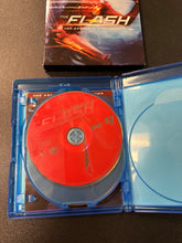 Load image into Gallery viewer, THE FLASH THE COMPLETE FIRST SEASON PREOWNED BLU-RAY DVD