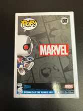 Load image into Gallery viewer, FUNKO POP MARVEL SPIDER-MAN(BUG-EYES ARMOR) 2022 WINTER CONV. 1067
